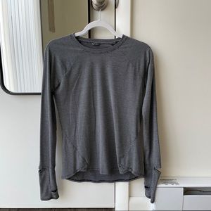 Oiselle running top